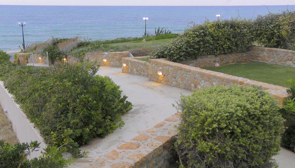 Sea View Beachfront Villa Peri Gouves Extérieur photo